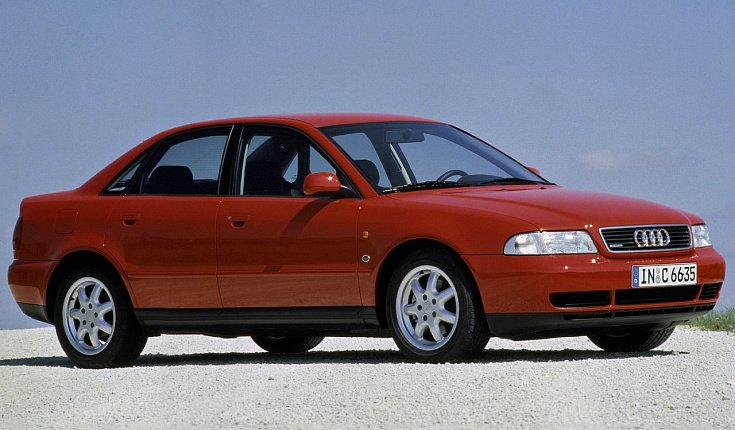 Audi A4 I (B5) 1994 – 2001 (седан / универсал)